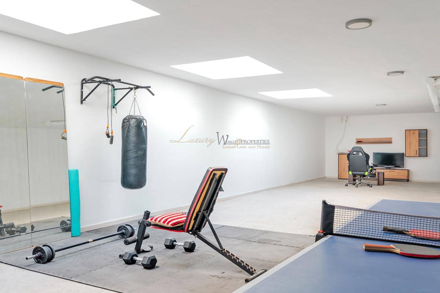 5 quarto Moradia para venda em Costa Adeje com piscina garagem - 2 730 000 € (Ref: 9426491)