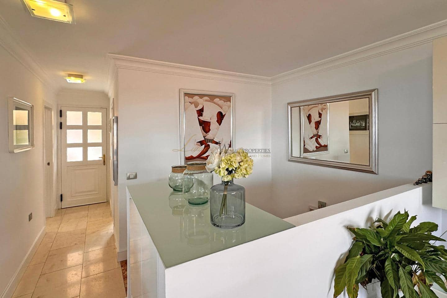 4 chambre Villa/Maison à vendre à Costa Adeje avec piscine garage - 630 000 € (Ref: 9431996)