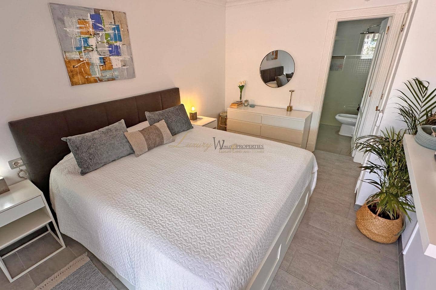 4 chambre Villa/Maison à vendre à Costa Adeje avec piscine garage - 630 000 € (Ref: 9431996)