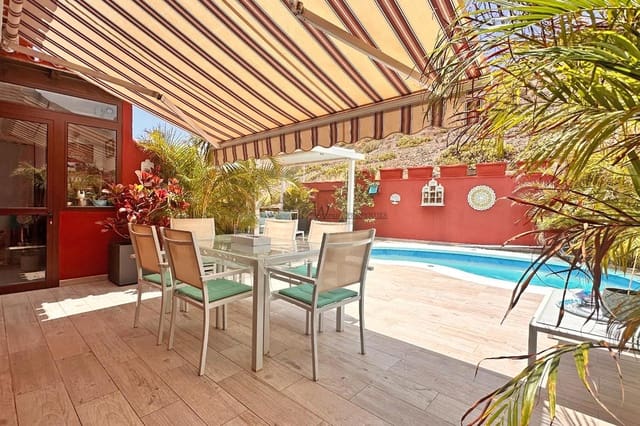 4 camera da letto Villa in vendita in Playa de Fañabé Alto, Adeje con piscina garage - 630.000 € (Rif: 9431996)