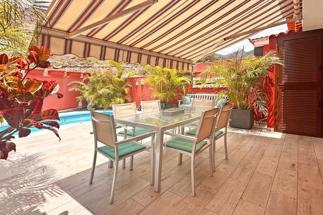 4 camera da letto Villa in vendita in Playa de Fañabé Alto, Adeje con piscina garage - 630.000 € (Rif: 9431996)