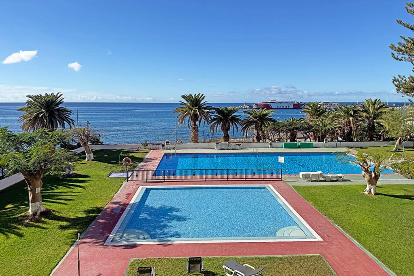 1 chambre Appartement à vendre à Los Cristianos avec piscine - 360 000 € (Ref: 9436283)