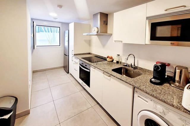 2 Zimmer Wohnung zu verkaufen in Casco Urbano, Adeje mit Pool Garage - 350.000 € (Ref: 9464969)