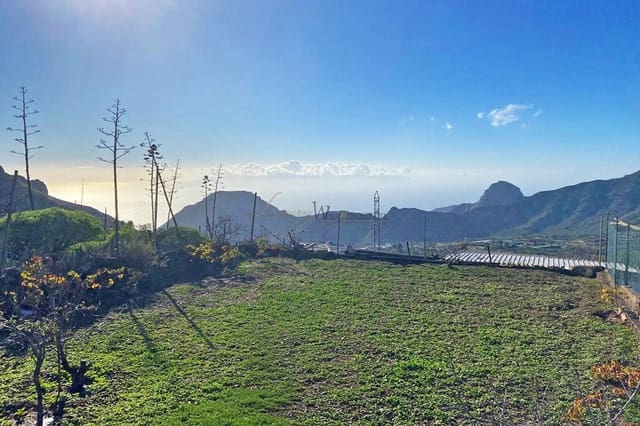 7 sovrum Villa till salu i Santiago del Teide med garage - 300 000 € (Ref: 9473396)