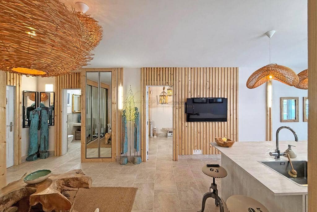 2 bedroom Flat for sale in Costa Adeje with pool garage - € 449,000 (Ref: 9492742)