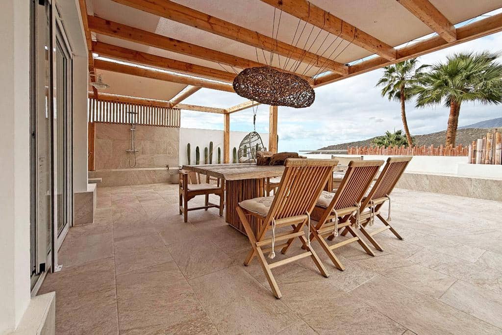 2 bedroom Flat for sale in Costa Adeje with pool garage - € 449,000 (Ref: 9492742)