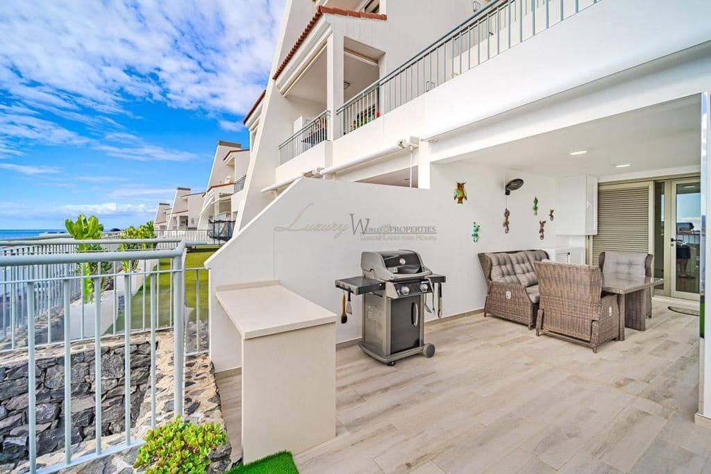 2 bedroom Flat for sale in La Caleta Adeje with pool garage - € 995,000 (Ref: 9500742)