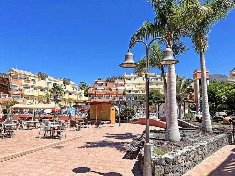 Piso de 2 habitaciones en Los Cristianos en venta con piscina - 262.500 € (Ref: 9510198)