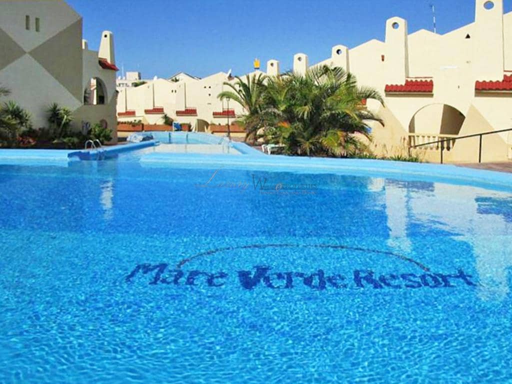 1 soverom Leilighet til salgs i Costa Adeje med svømmebasseng - € 185 000 (Ref: 9511136)