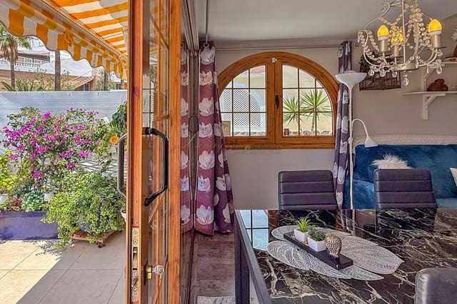 1 sypialnia Mieszkanie na sprzedaż w San Eugenio Alto, Adeje z basenem - 294 000 € (Ref: 9532625)