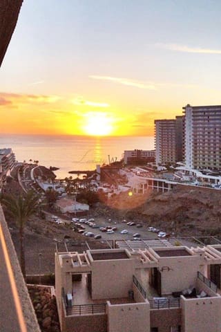 Piso de 2 habitaciones en Playa Paraiso, Adeje en venta con piscina garaje - 359.000 € (Ref: 9542476)