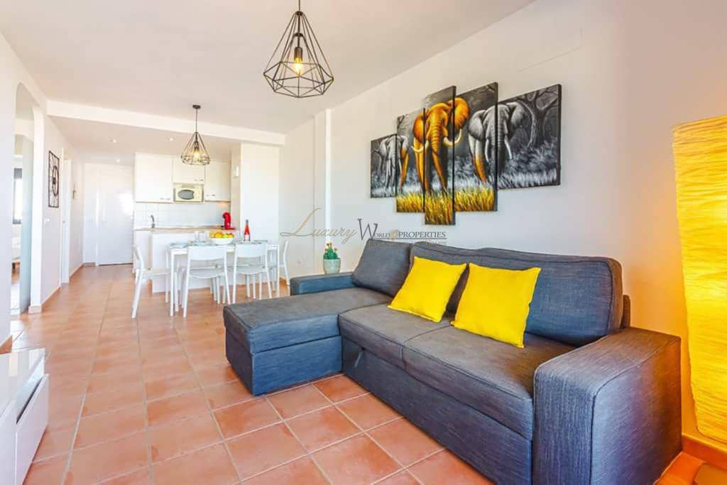 Piso de 2 habitaciones en Playa Paraiso en venta con piscina garaje - 359.000 € (Ref: 9542476)