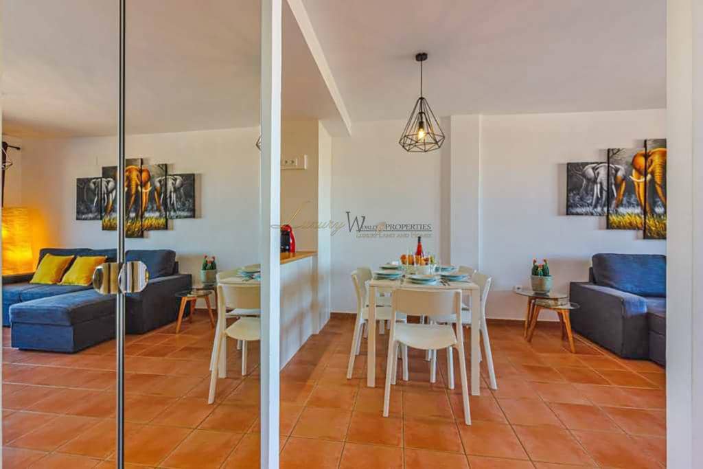 Piso de 2 habitaciones en Playa Paraiso en venta con piscina garaje - 359.000 € (Ref: 9542476)