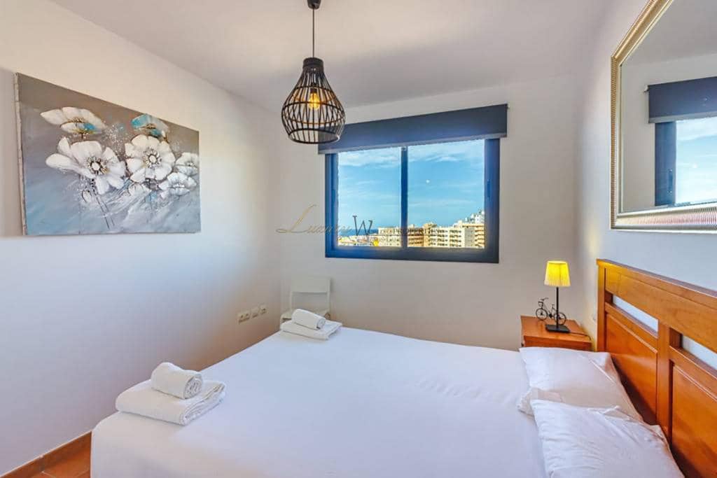 Piso de 2 habitaciones en Playa Paraiso en venta con piscina garaje - 359.000 € (Ref: 9542476)