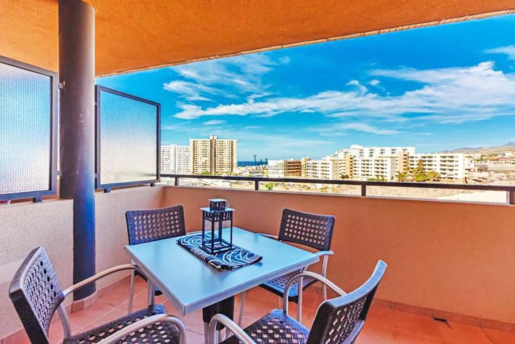 Piso de 2 habitaciones en Playa Paraiso en venta con piscina garaje - 359.000 € (Ref: 9542476)