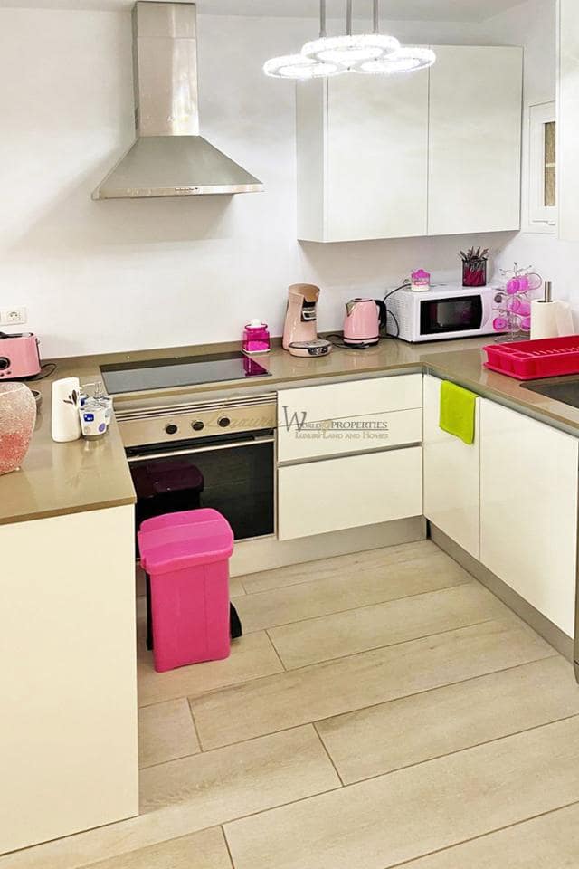 1 soveværelse Lejlighed til salg i Chayofa med swimmingpool - € 259.000 (Ref: 9542477)