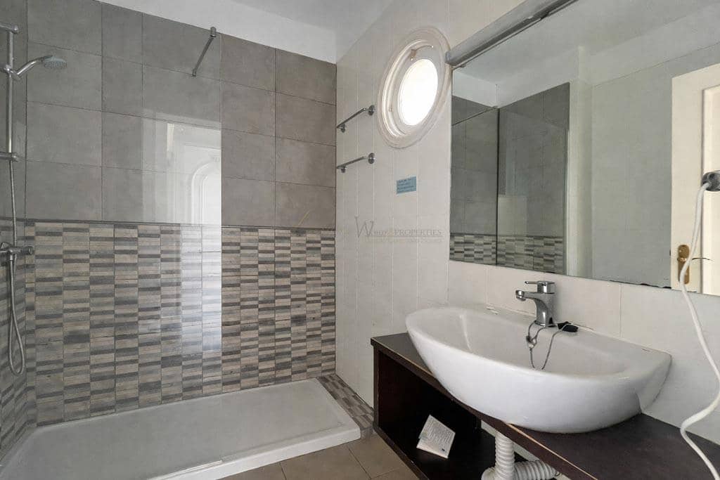 1 Zimmer Wohnung zu verkaufen in Costa Adeje mit Pool - 310.000 € (Ref: 9550065)