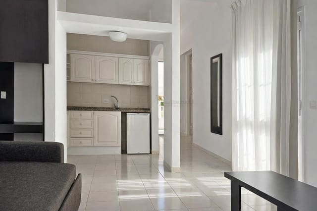 1 Zimmer Wohnung zu verkaufen in Playa Fañabe, Adeje mit Pool - 310.000 € (Ref: 9550065)