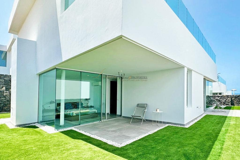 3 bedroom Villa for sale in Callao Salvaje with pool garage - € 1,590,000 (Ref: 9553008)