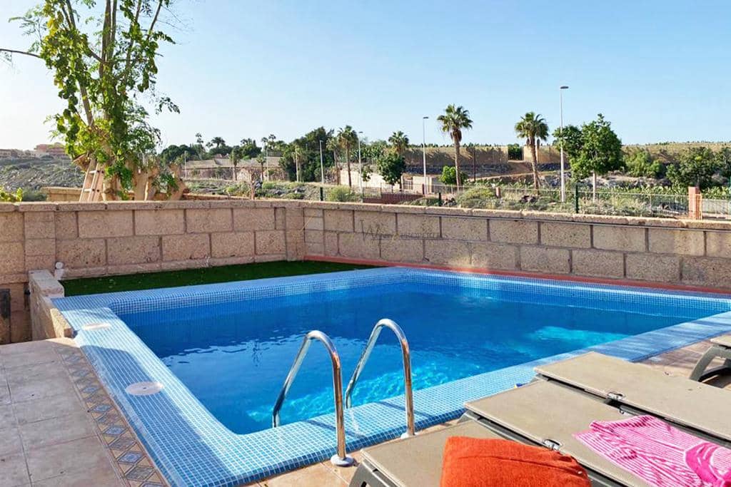 3 quarto Moradia para venda em Costa Adeje com piscina garagem - 885 000 € (Ref: 9569926)