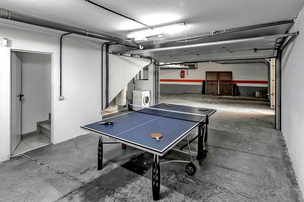 3 quarto Moradia para venda em Costa Adeje com piscina garagem - 885 000 € (Ref: 9569926)