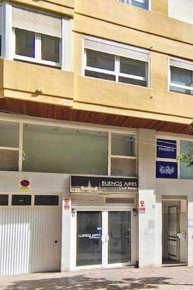 1 bedroom Business for sale in Santa Cruz de Tenerife - € 160,000 (Ref: 9570056)