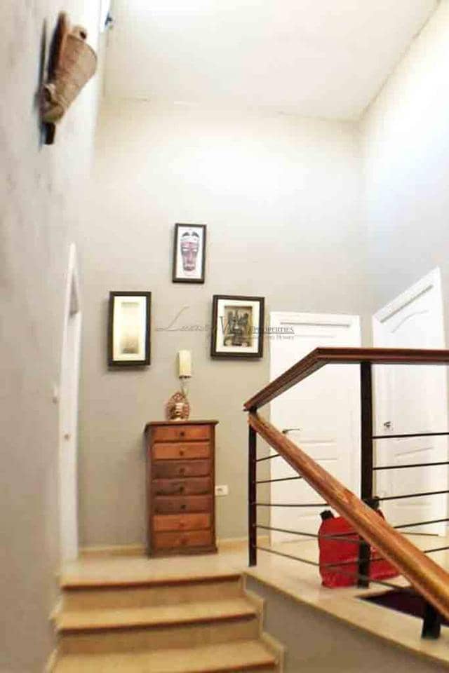 Chalet de 3 habitaciones en San Isidro de Abona en venta con garaje - 310.000 € (Ref: 9632653)