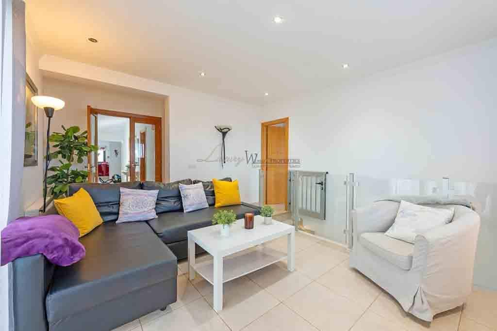 4 soveværelse Villa til salg i Amarilla Golf med swimmingpool garage - € 1.100.000 (Ref: 9632654)