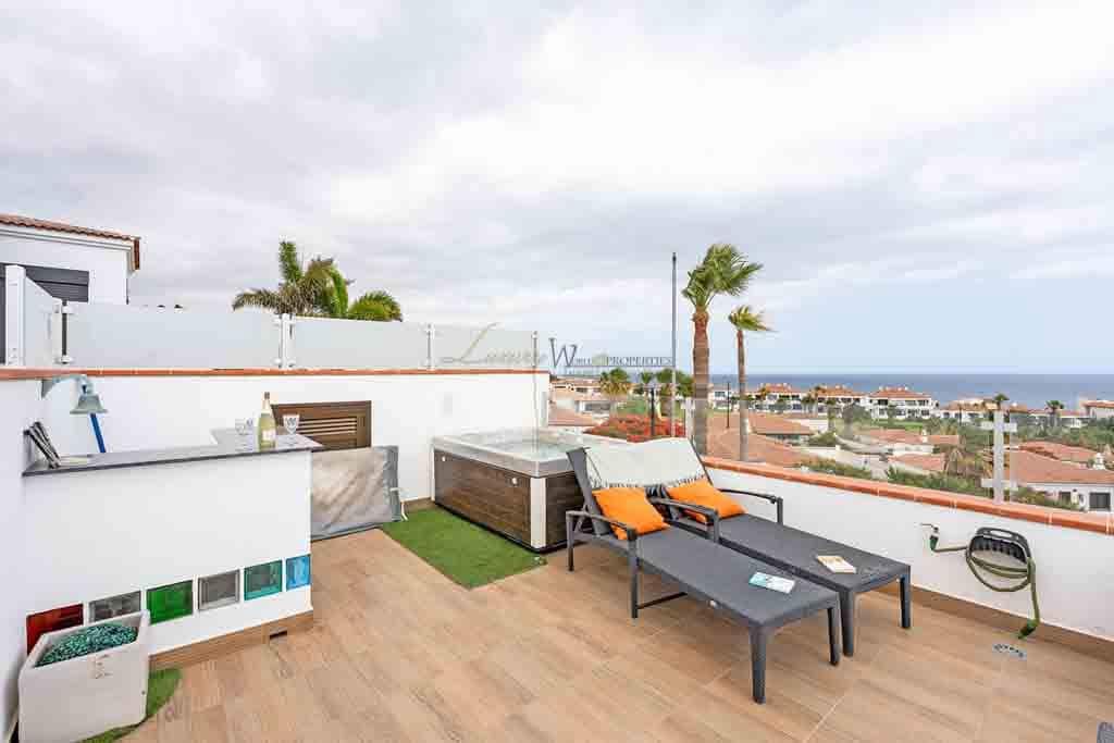 4 soveværelse Villa til salg i Amarilla Golf med swimmingpool garage - € 1.100.000 (Ref: 9632654)