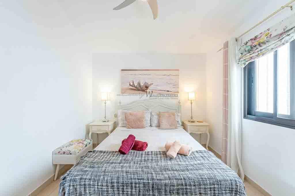 4 soveværelse Villa til salg i Amarilla Golf med swimmingpool garage - € 1.100.000 (Ref: 9632654)