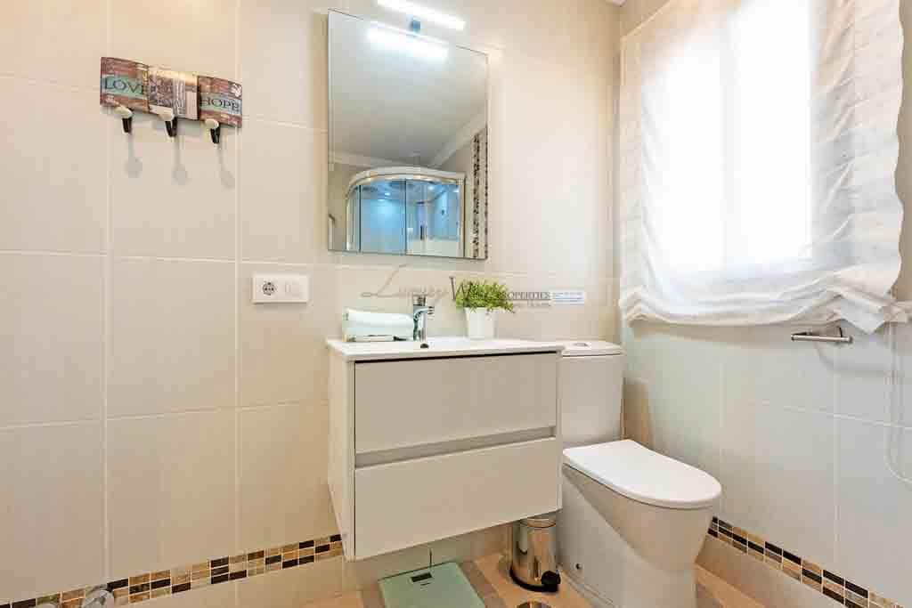 4 soveværelse Villa til salg i Amarilla Golf med swimmingpool garage - € 1.100.000 (Ref: 9632654)