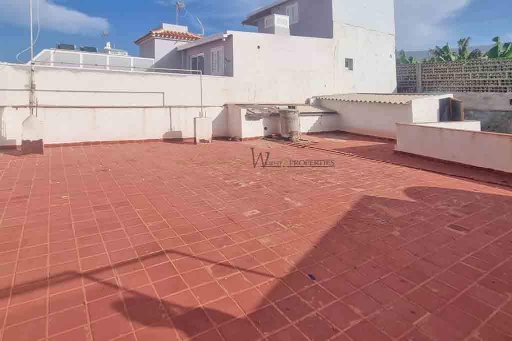 4 sovrum Villa till salu i Playa San Juan - 475 000 € (Ref: 9646167)