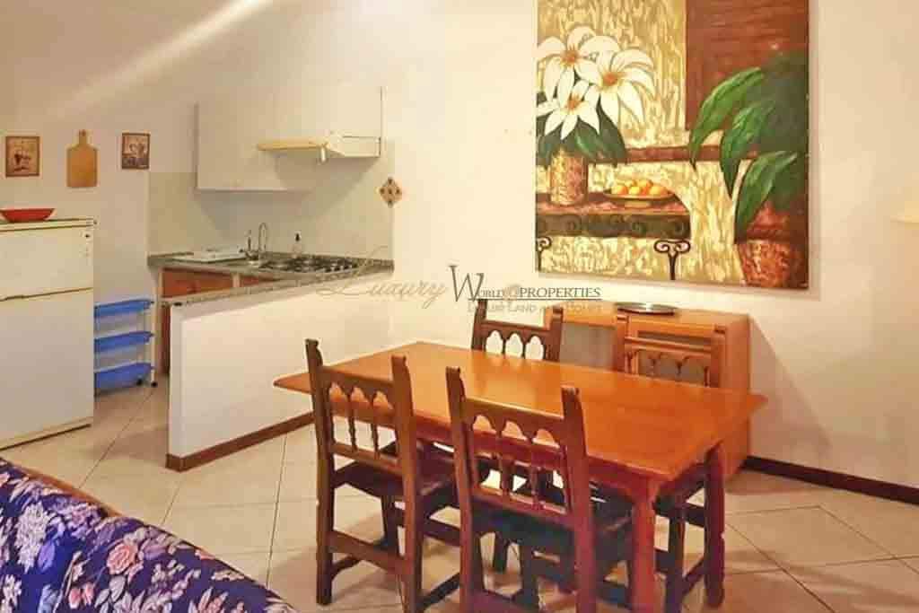 6 bedroom Villa for sale in Buzanada - € 750,000 (Ref: 9646363)