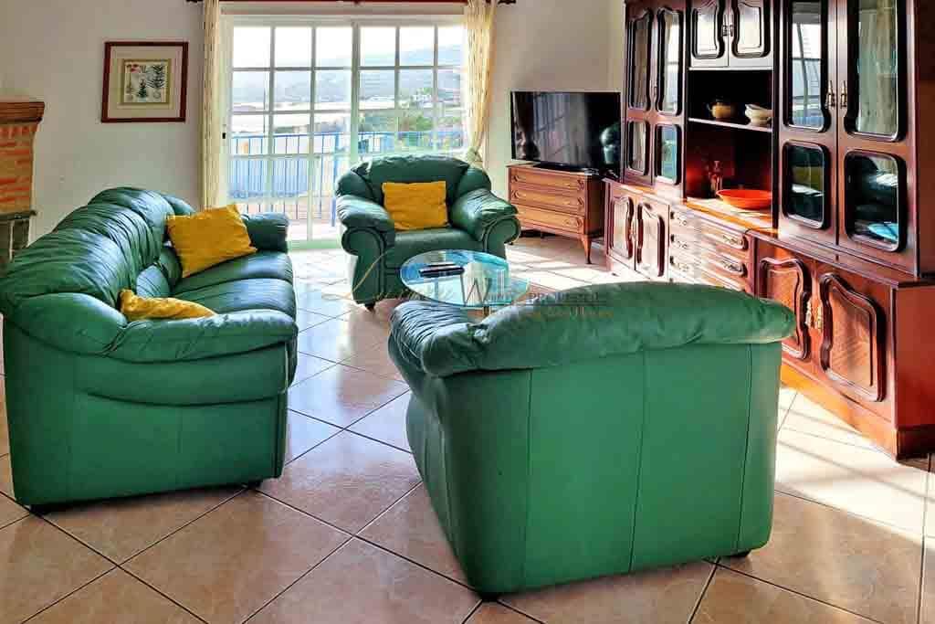 6 bedroom Villa for sale in Buzanada - € 750,000 (Ref: 9646363)