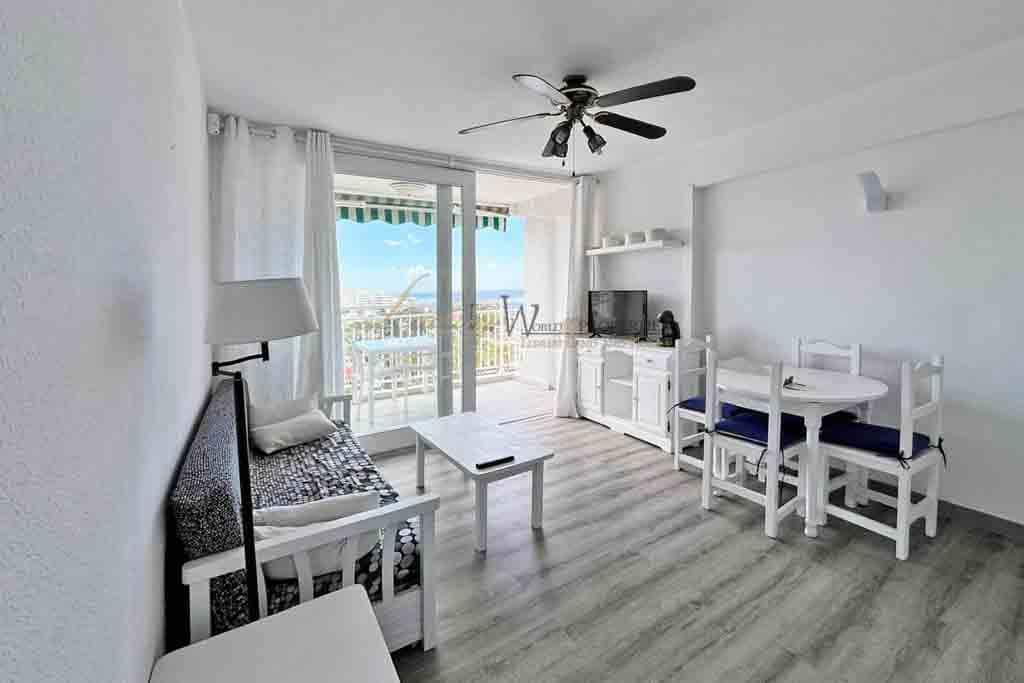 1 bedroom Flat for sale in Costa Adeje with pool - € 280,000 (Ref: 9650273)