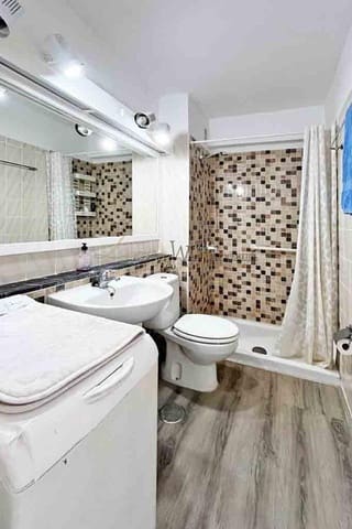 1 bedroom Flat for sale in Playa de las Américas, Adeje with pool - € 280,000 (Ref: 9650273)