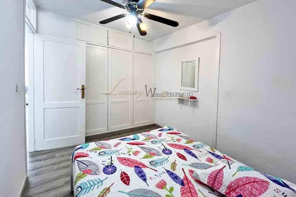 1 bedroom Flat for sale in Costa Adeje with pool - € 280,000 (Ref: 9650273)