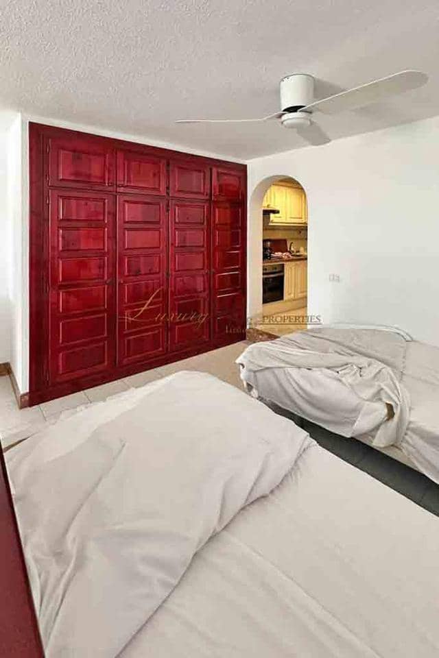 Appartamento in vendita in Playa de las Americas con piscina - 425.000 € (Rif: 9652857)