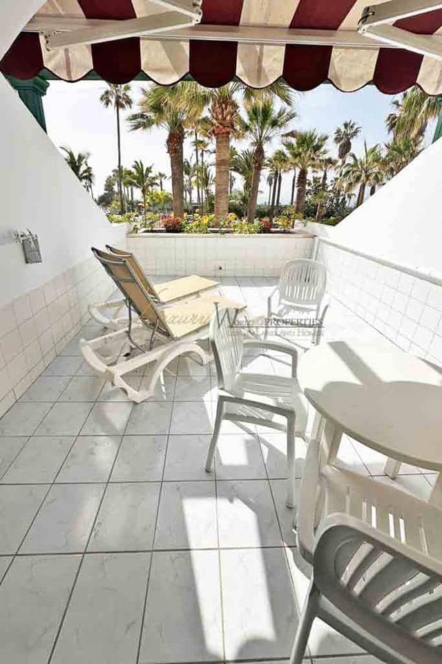Appartamento in vendita in Playa de las Americas con piscina - 425.000 € (Rif: 9652857)