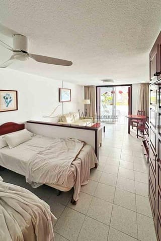 Appartamento in vendita in Playa de las Americas, Arona con piscina - 425.000 € (Rif: 9652857)