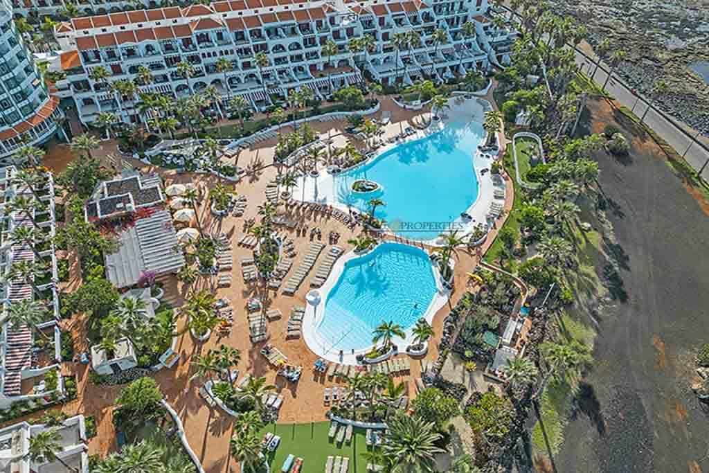 Appartamento in vendita in Playa de las Americas con piscina - 425.000 € (Rif: 9652857)