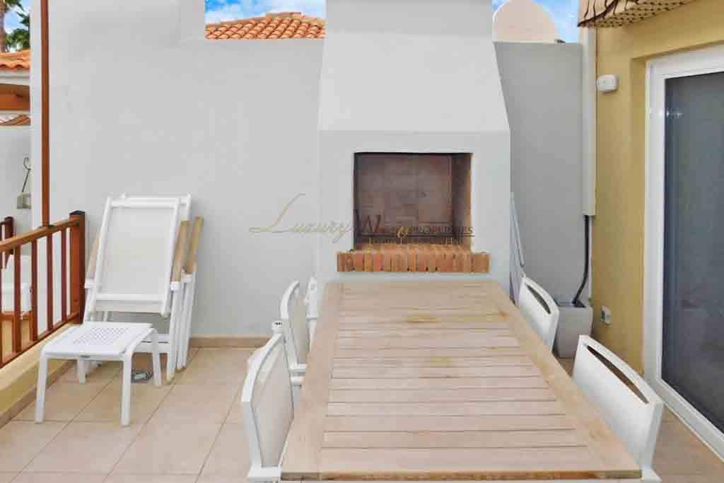 1 soverom Leilighet til salgs i La Caleta Adeje med svømmebasseng - € 449 000 (Ref: 9656661)