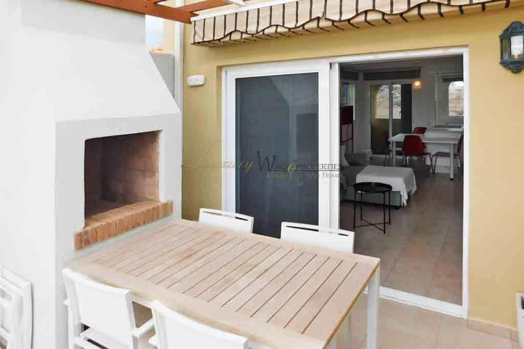 1 soverom Leilighet til salgs i La Caleta Adeje med svømmebasseng - € 449 000 (Ref: 9656661)