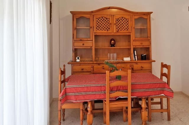 5 bedroom Villa for sale in La Sabinita, Arico - € 699,000 (Ref: 9709052)