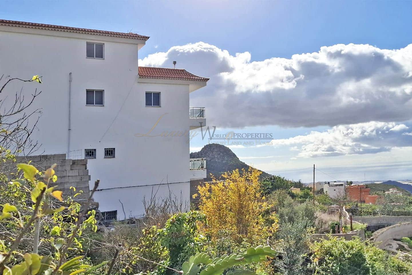 5 bedroom Villa for sale in La Sabinita - € 699,000 (Ref: 9709052)