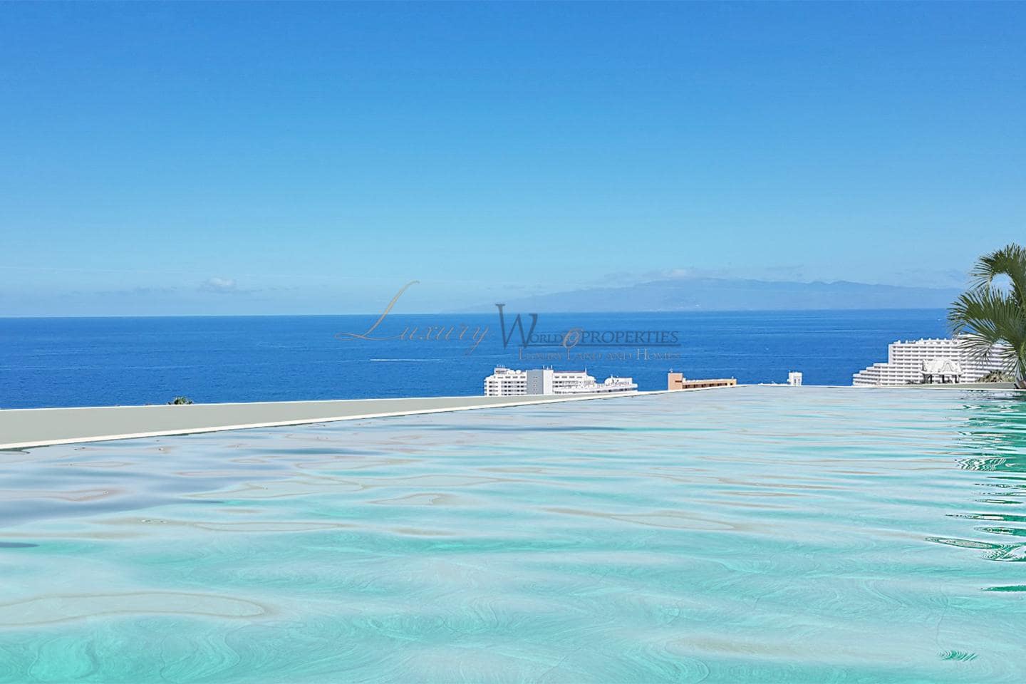 3 slaapkamer Villa te koop in Costa Adeje met zwembad garage - € 2.300.000 (Ref: 9720694)