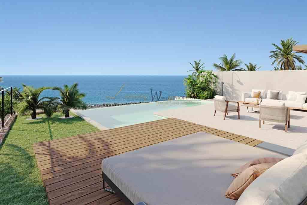 2 bedroom Flat for sale in Callao Salvaje with pool garage - € 985,000 (Ref: 9730806)