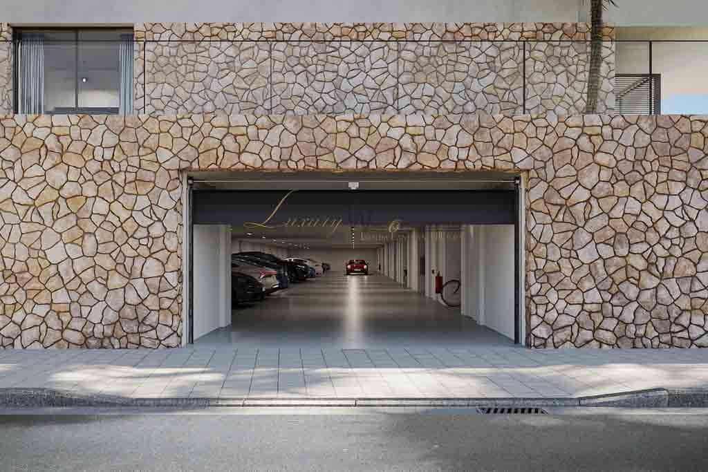 2 bedroom Flat for sale in Callao Salvaje with pool garage - € 985,000 (Ref: 9730806)