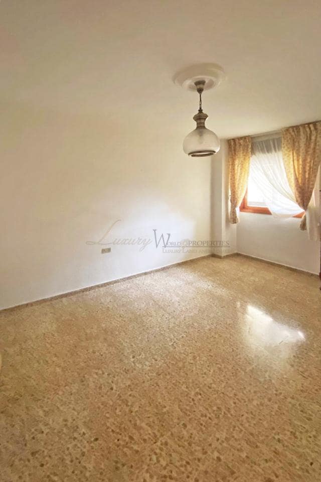 3 chambre Appartement à vendre à Santa Cruz de Tenerife avec garage - 405 000 € (Ref: 9747320)