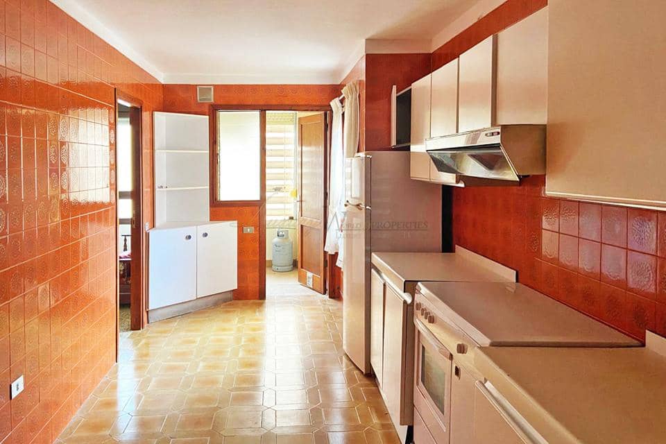 3 chambre Appartement à vendre à Santa Cruz de Tenerife avec garage - 405 000 € (Ref: 9747320)